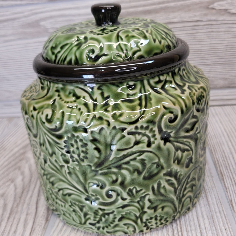 Grasslands Road‎ Canister Candle Wax Filled Cinnamon Green Botanical Container